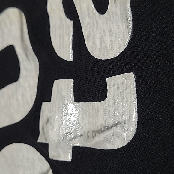 "IT'S NOT BROKEN IT JUST NEEDS DUCT TAPE" BLACK CREW-NECK TEE-SHIRT - Picture 5 of 12